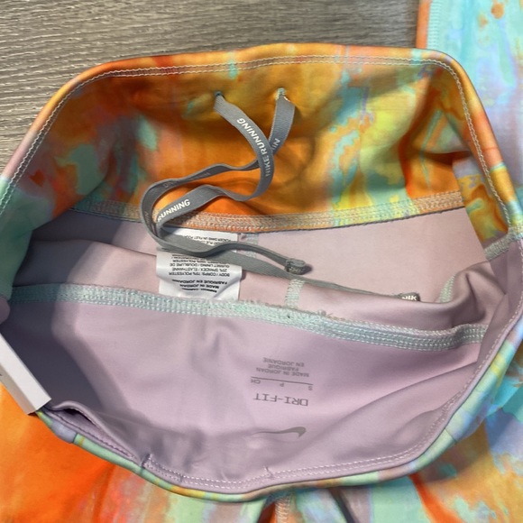 NWT Women’s Nike Epic Luxe Leggings Size Small - Picture 5 of 9